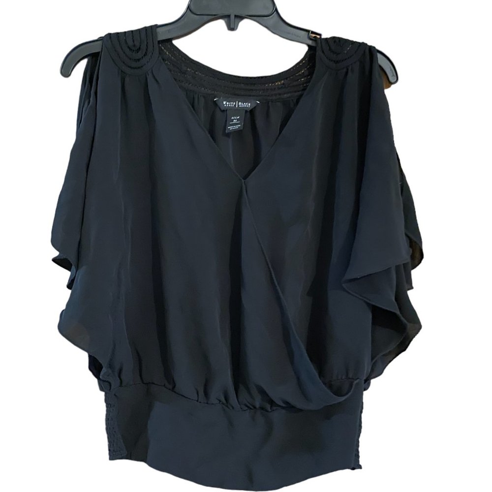 Womens Black sleeveless Blouse, Size M